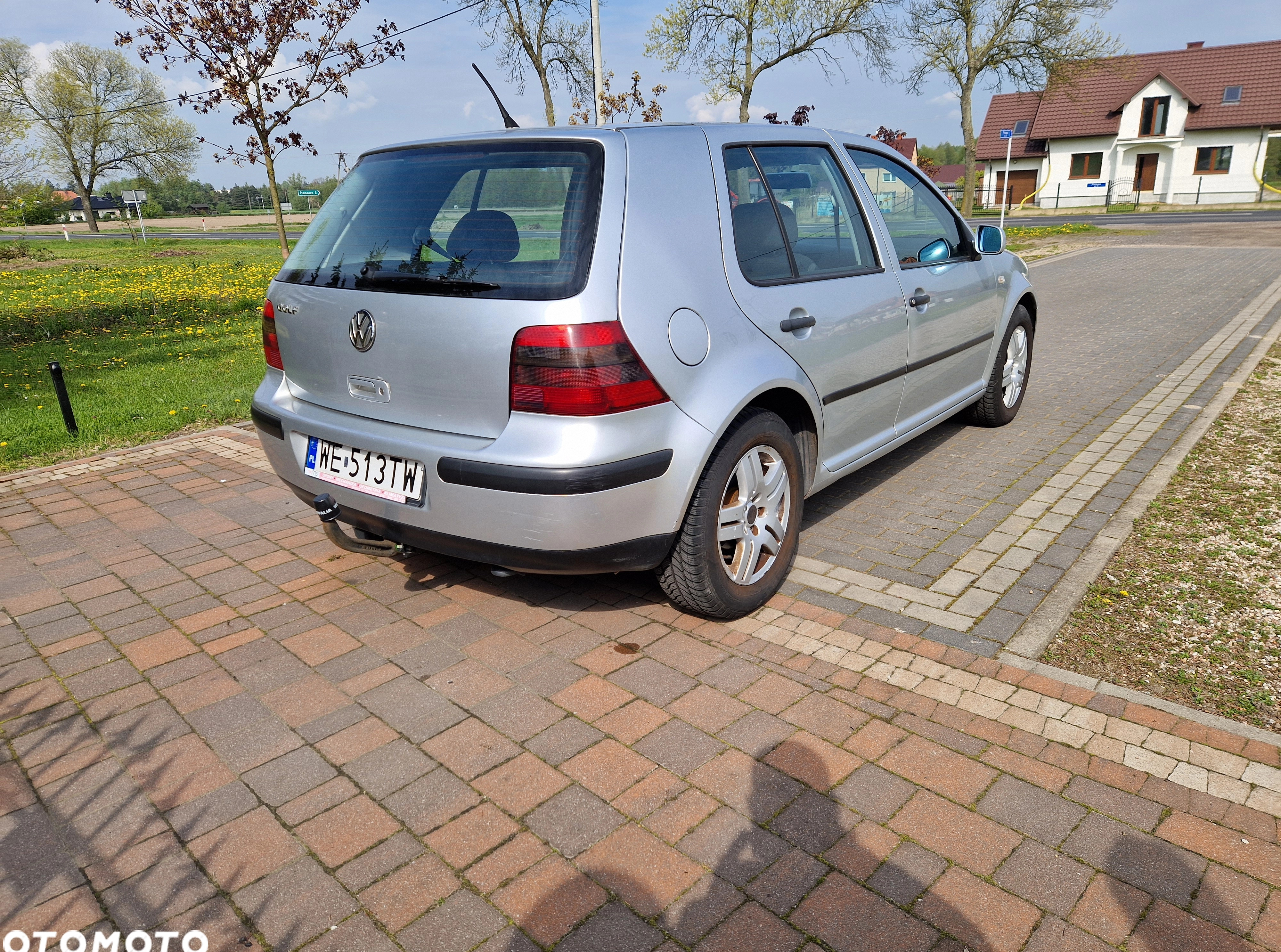 Volkswagen Golf cena 7500 przebieg: 200000, rok produkcji 2001 z Zabłudów małe 137